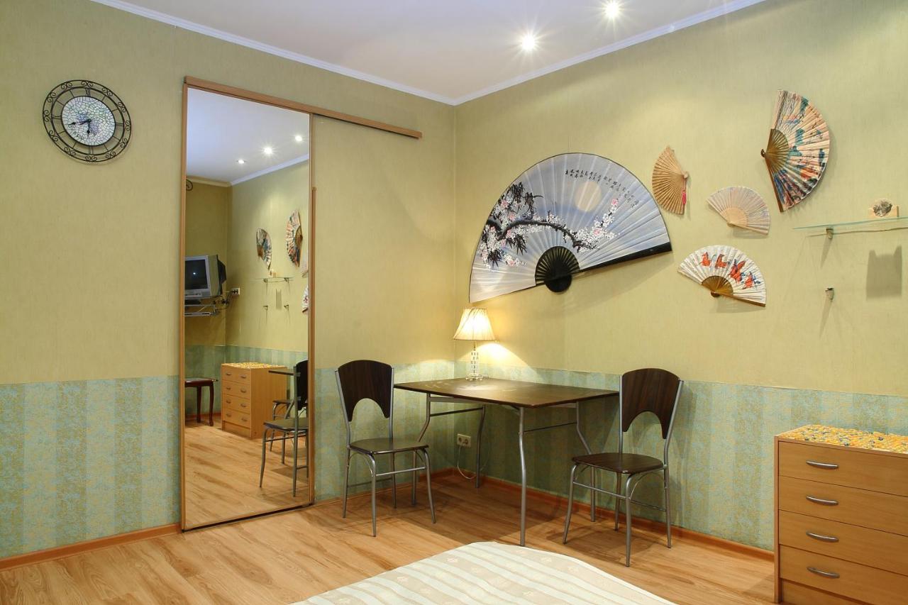 Ukrainian Hotel Service Apartments Kiev Exterior foto